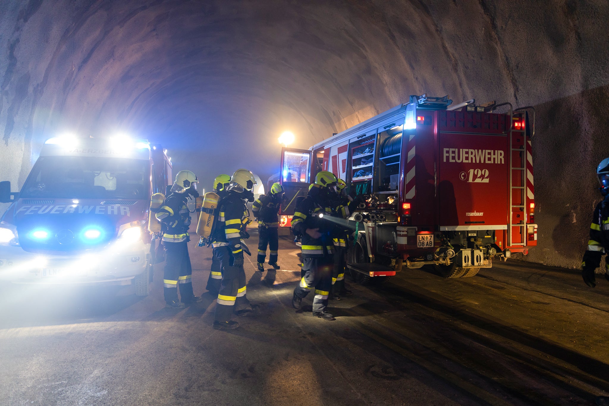 Rettungskräfte am Einsatzort